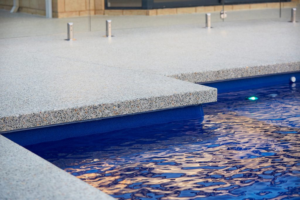 Swimming pool edge